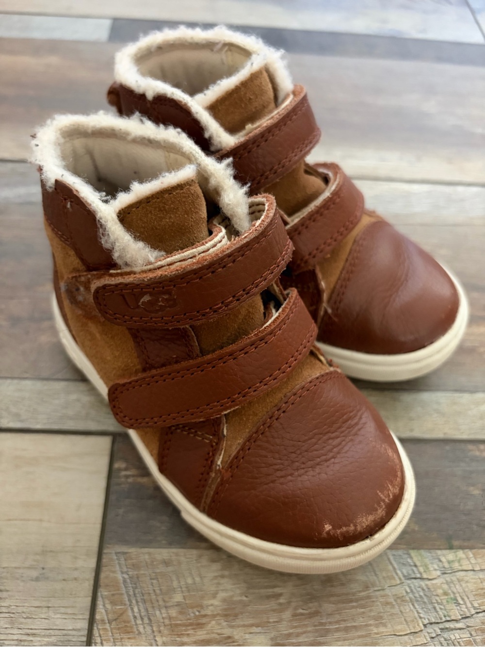 UGG Kids Brown Faux-Shearling High-Top Boots